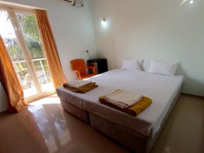 Spot On 39618 El Paso Hotel Arambol Luaran gambar