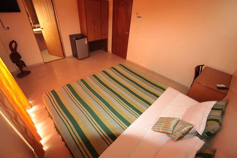 Spot On 39618 El Paso Hotel Arambol Luaran gambar