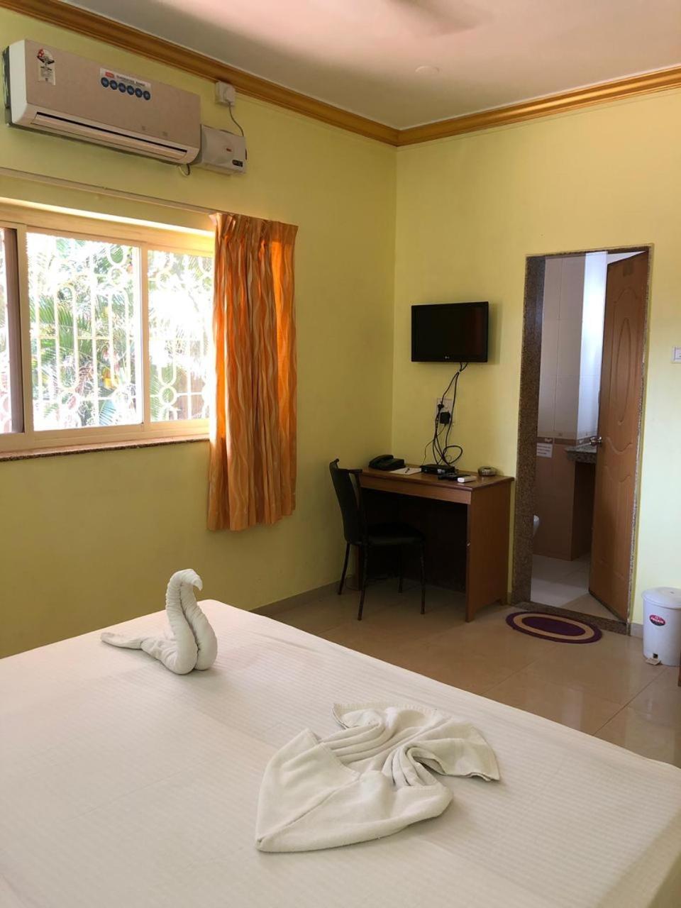 Spot On 39618 El Paso Hotel Arambol Luaran gambar
