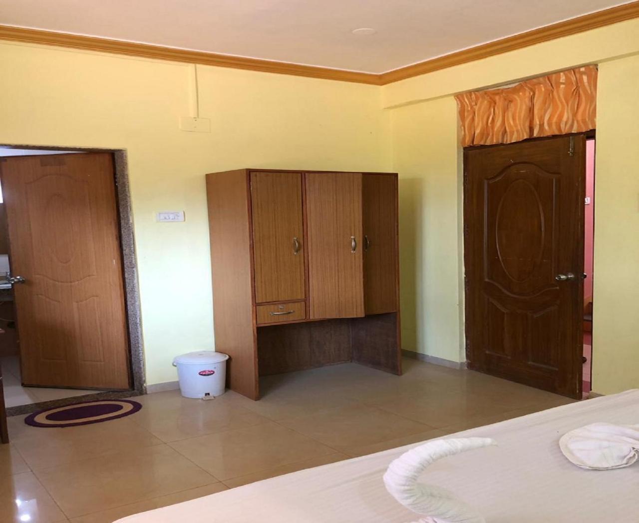 Spot On 39618 El Paso Hotel Arambol Luaran gambar